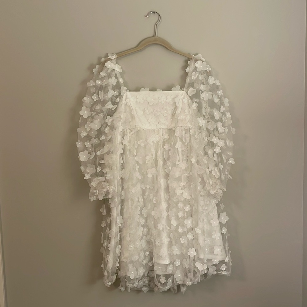 Dry Goods White Babydoll Flower Dress